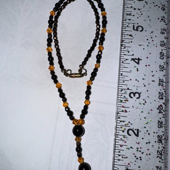 15 1/2" Black  and Bronze Y-Design Beaded Necklace - Picture 4 of 8